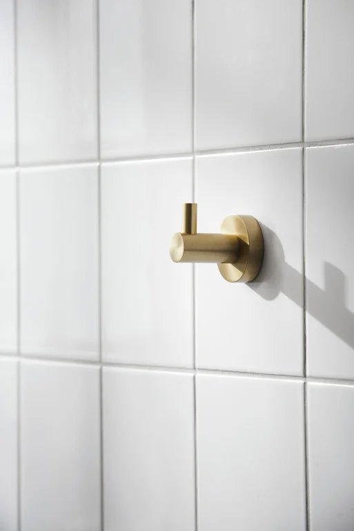 Bond Single Hook – Brushed Brass