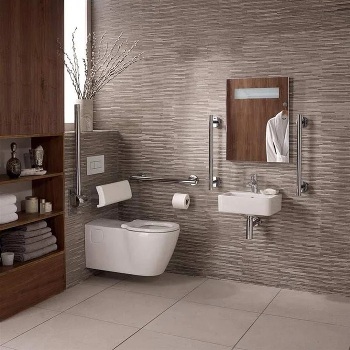 Ideal Standard Concept White Wall Hung Disabled Toilet and 400mm Basin